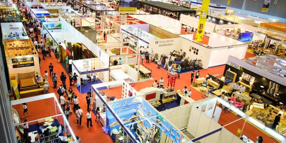 phien_dich_hoi_cho_trien_lam