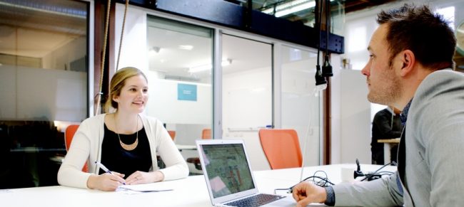 Ideal-workplaces-for-translators